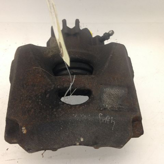 Etrier de frein avant gauche occasion PEUGEOT 5008 I Phase 1 11-2009->12-2013 1.6 HDI 112ch 4400V7 1