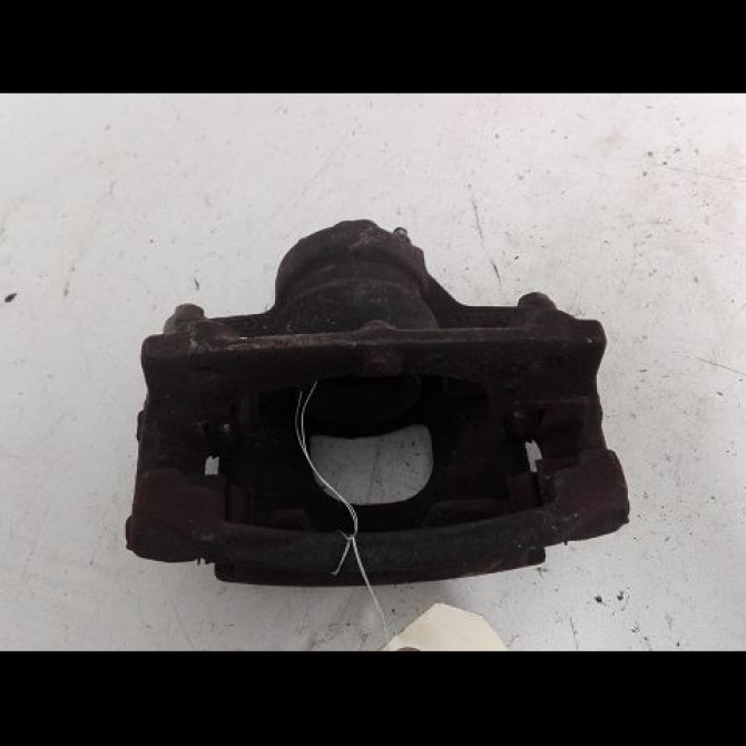 Etrier de frein avant droit occasion TOYOTA AYGO I Phase 1 06-2005->11-2009 1.0 VVTI 477300H010 2