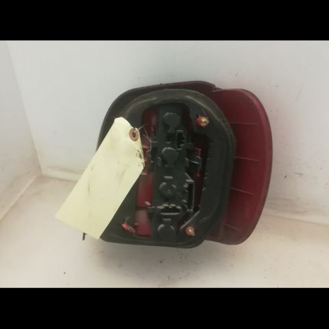 Feu arrière gauche occasion VOLKSWAGEN POLO III Phase 2 11-1999->12-2001 1.4 TDI 75ch 6N0945095H 2