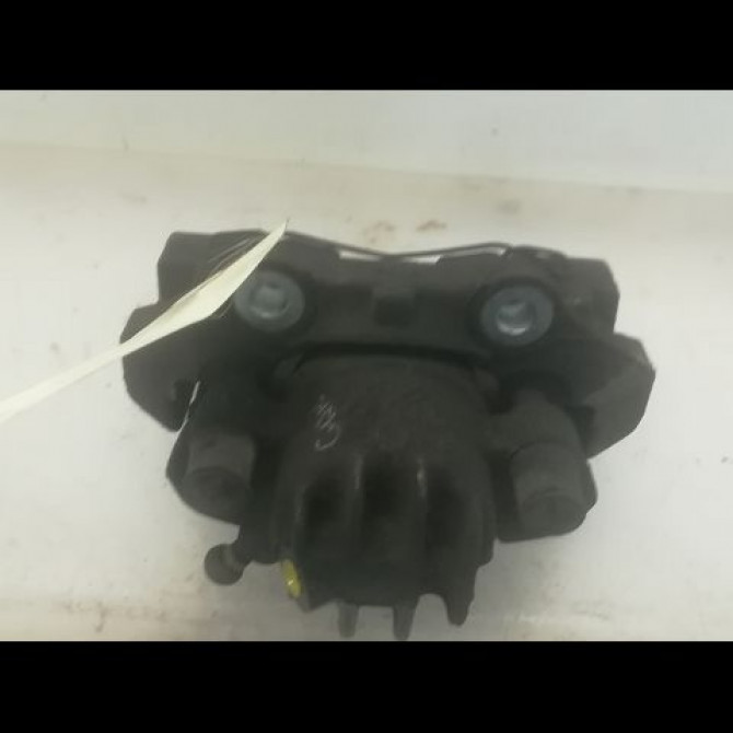 Etrier de frein avant droit occasion CITROEN C4 GRAND PICASSO I Phase 1 10-2006->09-2013 1.6 HDI 110ch 4400V8 2