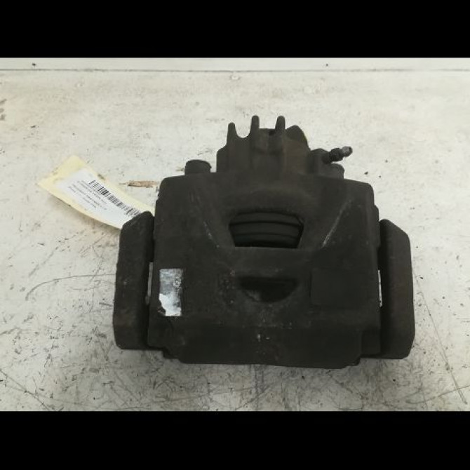 Etrier de frein avant gauche occasion PEUGEOT PARTNER II Phase 1 05-2008->03-2012 1.6 HDI 90ch 4400V7 1