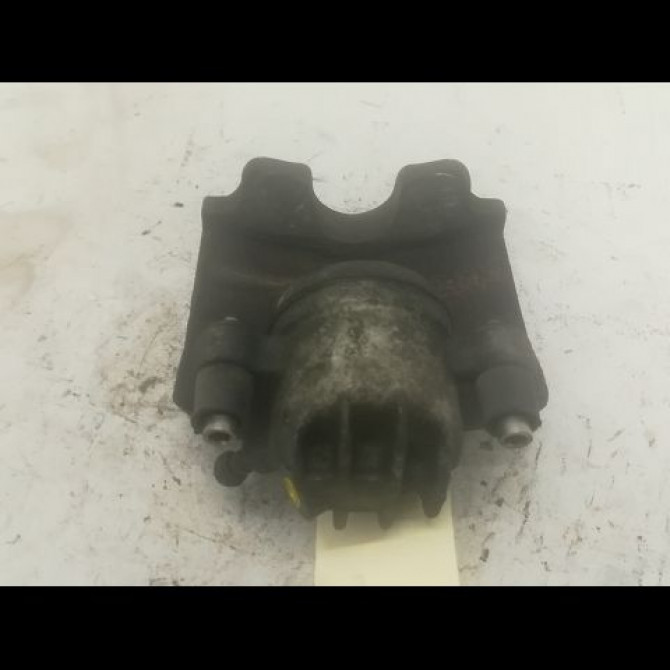 Etrier de frein avant droit occasion PEUGEOT 3008 I Phase 1 04-2009->12-2013 2.0 HDI 163ch 4400V8 2