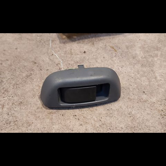 Commande lève-glace porte avant droite occasion TOYOTA AYGO I Phase 1 06-2005->11-2009 1.0 VVTI 848100H010 1