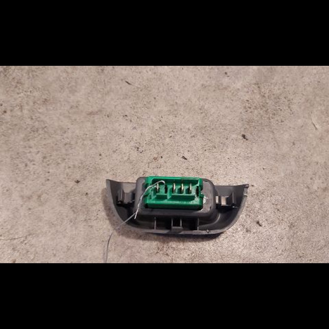 Commande lève-glace porte avant droite occasion TOYOTA AYGO I Phase 1 06-2005->11-2009 1.0 VVTI 848100H010 2