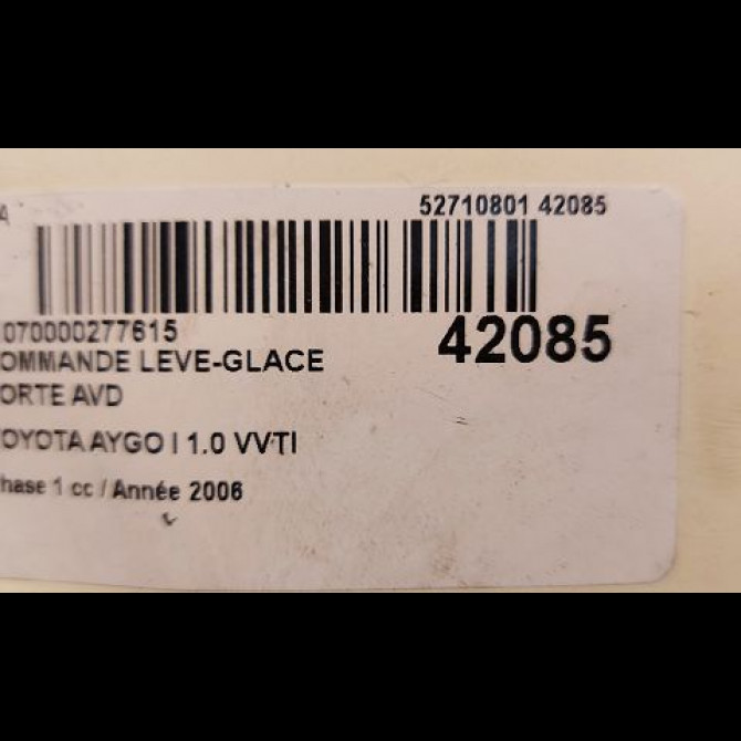 Commande lève-glace porte avant droite occasion TOYOTA AYGO I Phase 1 06-2005->11-2009 1.0 VVTI 848100H010 3