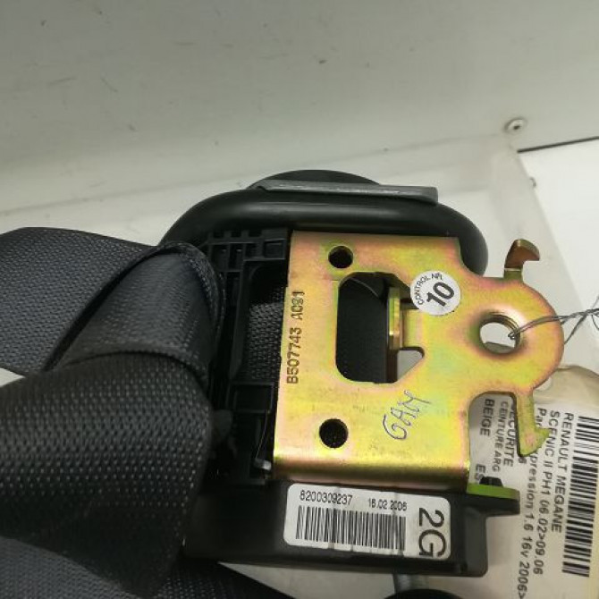 Ceinture arrière gauche occasion RENAULT SCENIC II Phase 1 03-2004->09-2006 1.6i 16v 8200309237 3
