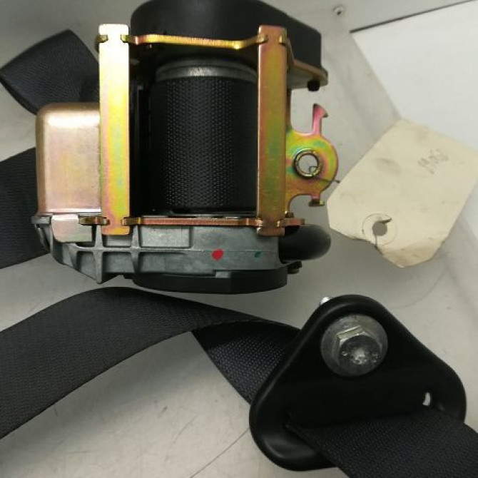 Ceinture arrière gauche occasion RENAULT SCENIC II Phase 1 03-2004->09-2006 1.6i 16v 8200309237 5