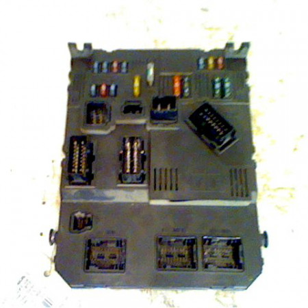 Boite a fusibles occasion PEUGEOT 206 Phase 1 09-1998->03-2009