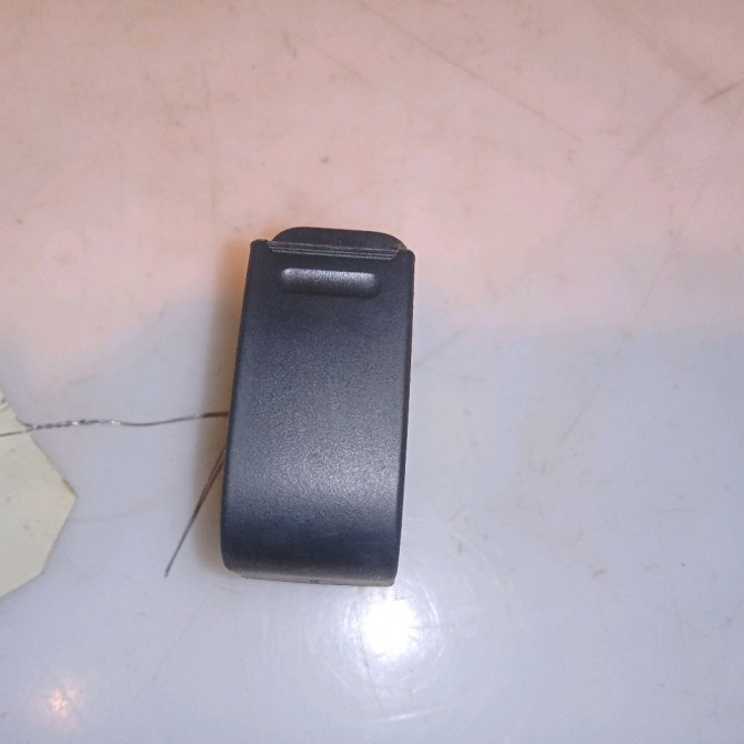 Commande lève-glace porte avant gauche occasion TOYOTA AYGO I Phase 2 01-2009->06-2012 1.0 VVTI 848100H010 1