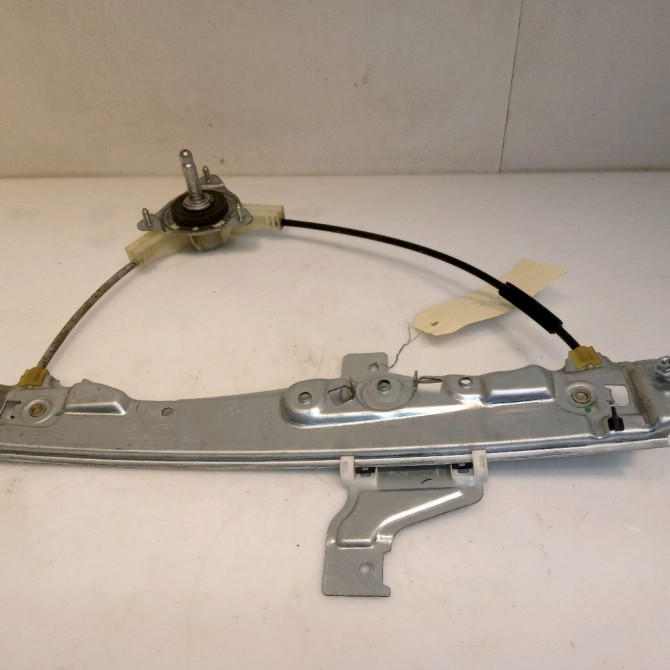 Mecanisme leve-glace arrière droit occasion CITROEN C3 III Phase 1 10-2016->... 1.2i 110ch 9815998280 1