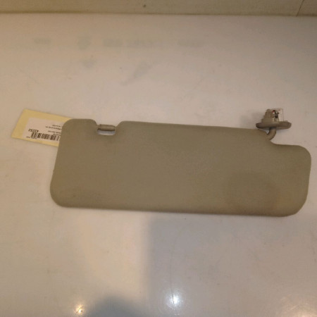 Pare-soleil gauche occasion TOYOTA PRIUS III Phase 1 06-2009->02-2012 1.8i EH 16v [HYBRID RECHARGEABLE] 100ch 7432047190B0