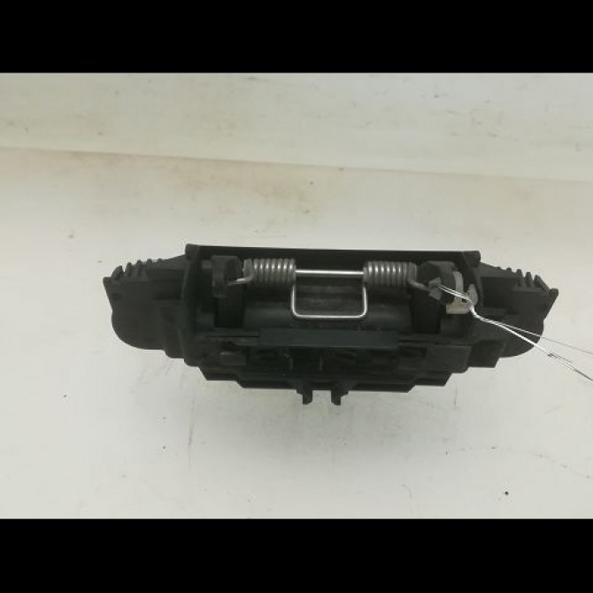 Poignee ext porte ard occasion AUDI A3 II Phase 1 06-2003->06-2008 1.9 TDi 8E0839207 2