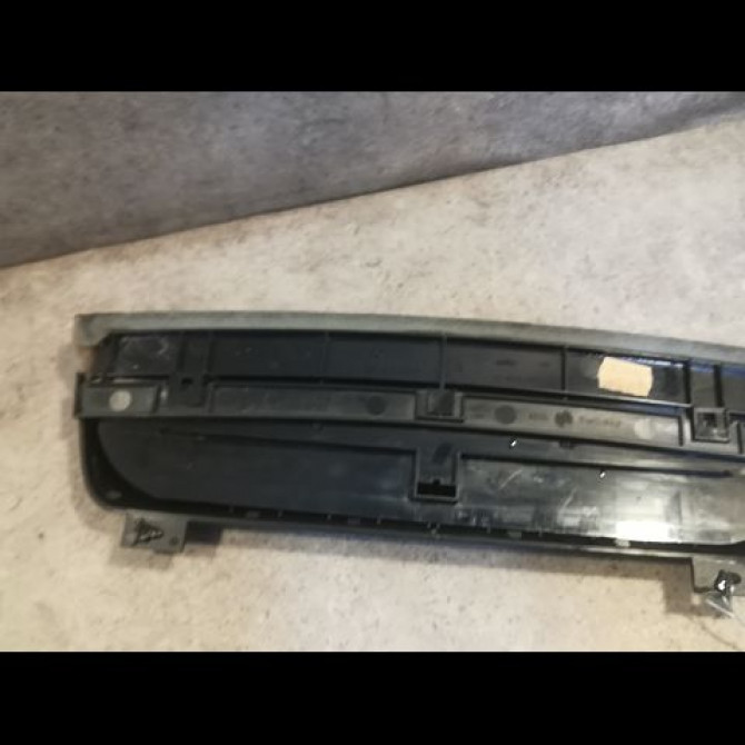 Feux stop supplementaire occasion VOLKSWAGEN PASSAT IV Phase 2 10-2000->03-2005 1J5945121D 2