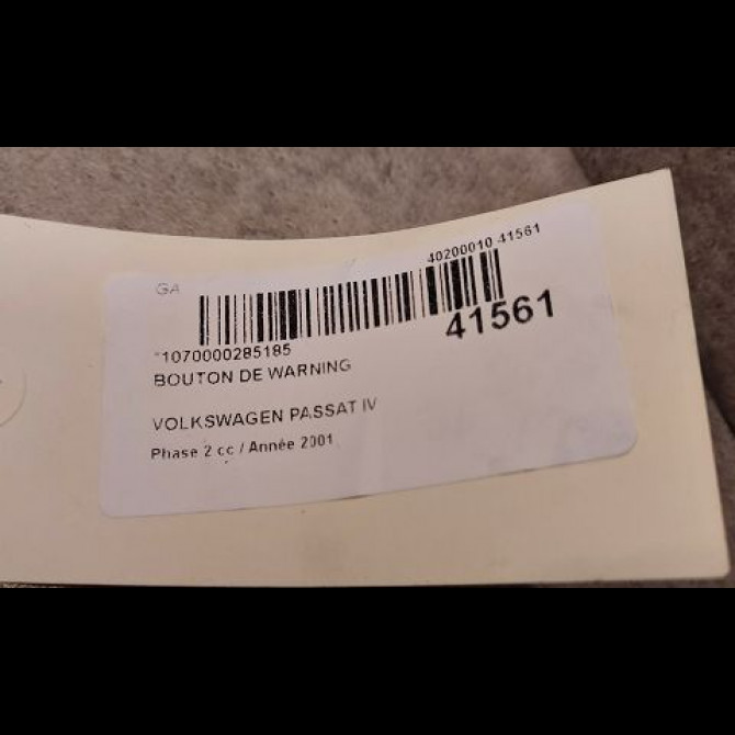 Bouton de warning occasion VOLKSWAGEN PASSAT IV Phase 2 10-2000->03-2005 1.9 TDI 130ch 3B0953235D01C 3