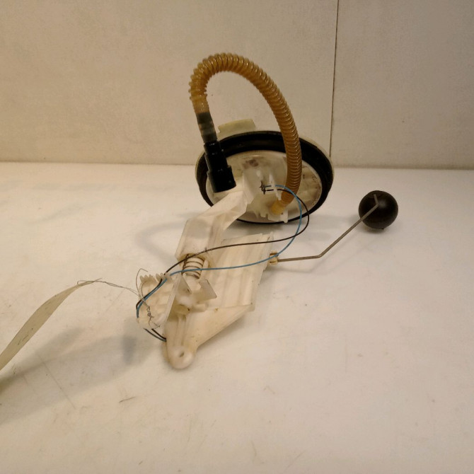 Jauge a carburant occasion AUDI A4 II 2