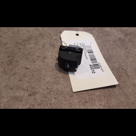 Commande lève-glace porte avant droite occasion AUDI A6 III Phase 1 05-2004->10-2008 2.4i V6 180ch