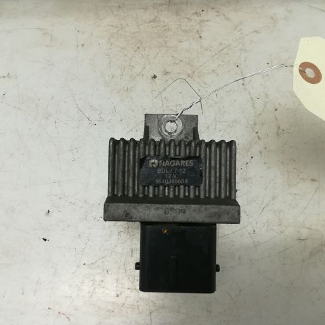 Boitier de préchauffage occasion PEUGEOT 206 Phase 1 09-1998->03-2009 1.6 HDI 16v 598140 1