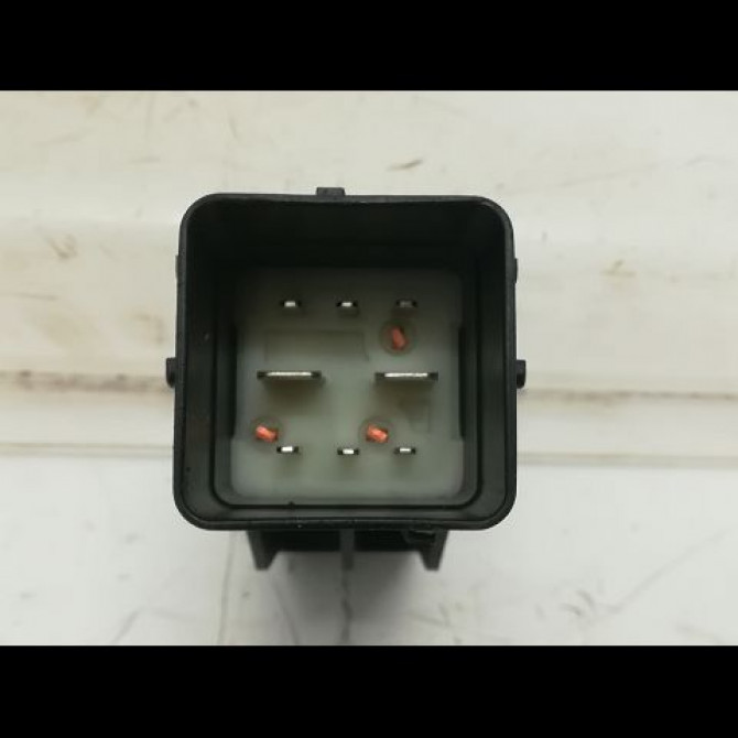 Boitier de préchauffage occasion PEUGEOT 206 + Phase 1 03-2009->05-2013 1.1i 8v 60ch 598140 2