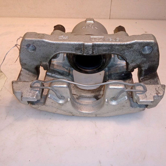 Etrier de frein avant gauche occasion JEEP RENEGADE Phase 1 09-2014->... 77368676 2