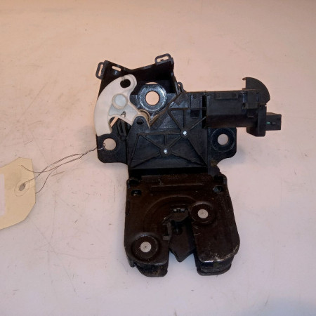 Serrure hayon occasion AUDI A4 II