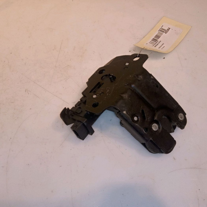 Serrure hayon occasion AUDI A4 II 2