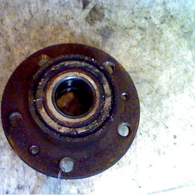 Moyeu ard occasion RENAULT ESPACE III Phase 1 12-1996->09-2002 2.0 6025171136 2