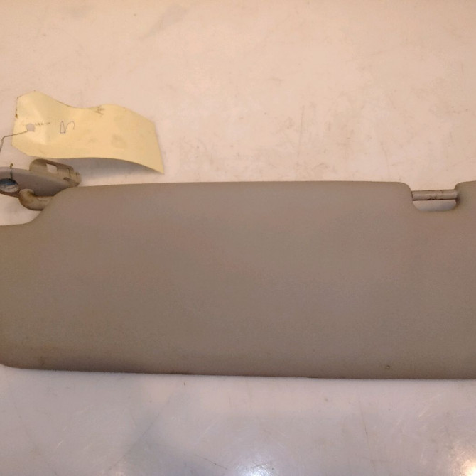 Pare-soleil droit occasion AUDI A4 II 2