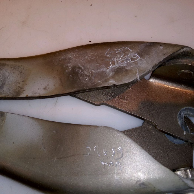 Compas d capot occasion CITROEN C6 Phase 1 12-2005->03-2013 2.2 HDI 170ch 791337 3