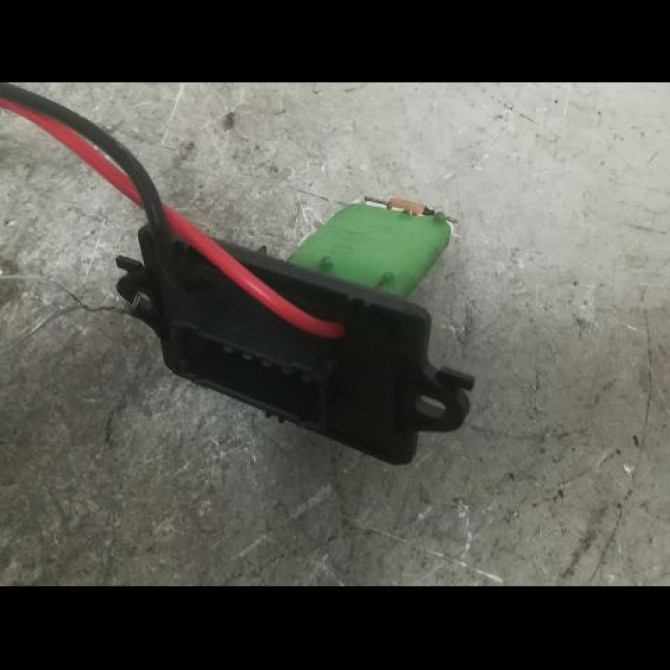 Resistance de chauffage occasion RENAULT TWINGO II Phase 1 06-2007->11-2011 1.5 DCI 65ch 7701060006 2