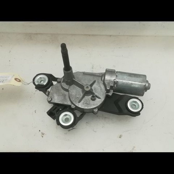 Moteur essuie-glace arrière occasion FORD FOCUS II Phase 1 09-2004->12-2007 1.8 TDCI 115ch 1689913 1