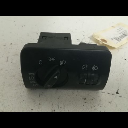 Interrupteur commande de phares occasion AUDI A6 II Phase 1 06-1997->07-2001 8L0953513J01C