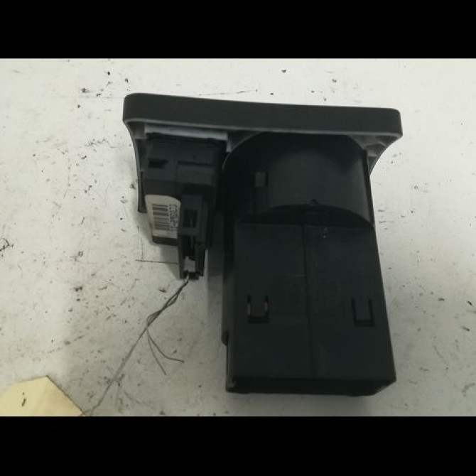 Interrupteur commande de phares occasion AUDI A6 II Phase 1 06-1997->07-2001 8L0953513J01C 2