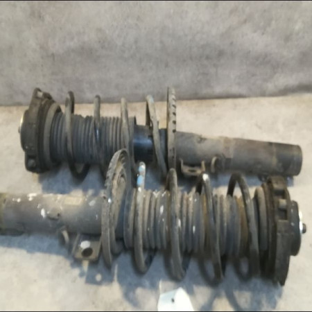 Amortisseur avant droit occasion VOLKSWAGEN POLO IV Phase 2 05-2005->09-2009 1.2 60ch 6Q0413031CD