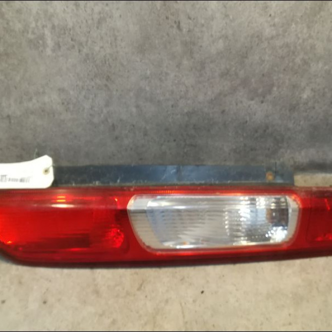 Feu arrière droit occasion FORD FOCUS II Phase 1 09-2004->12-2007 1.6 TDCI 110ch 1520760 1