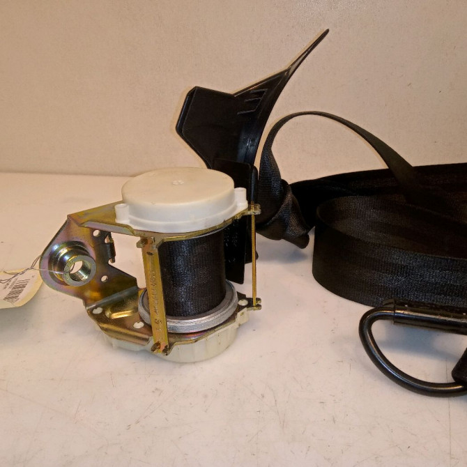 Ceinture arrière droite occasion VOLKSWAGEN PASSAT V Phase 1 03-2005->10-2010 2.0 TDI 140ch 3C5857806KRAA 2