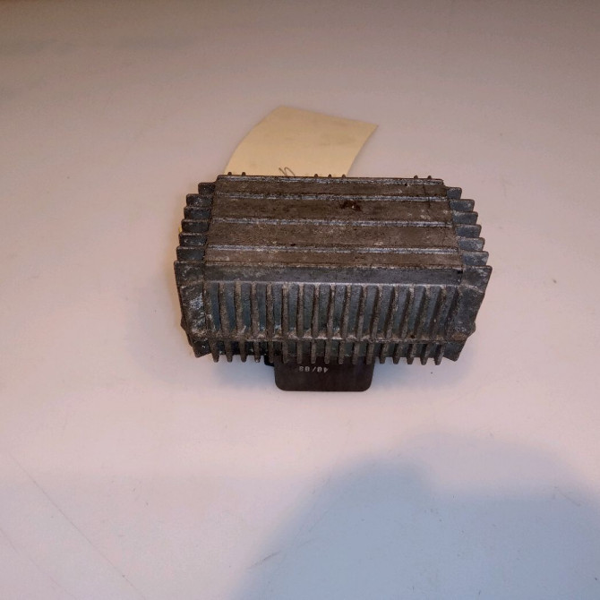 Boitier de préchauffage occasion OPEL ASTRA III Phase 2 01-2007->04-2011 1.7 CDTI 110ch 1