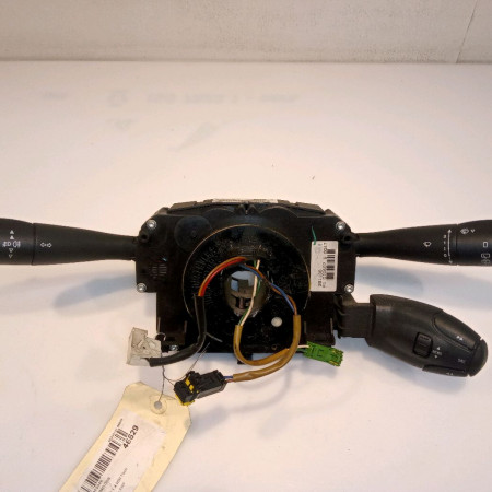 Bloc commodos occasion PEUGEOT 207 Phase 1 04-2006->06-2013 1.4 HDI 70ch 624258