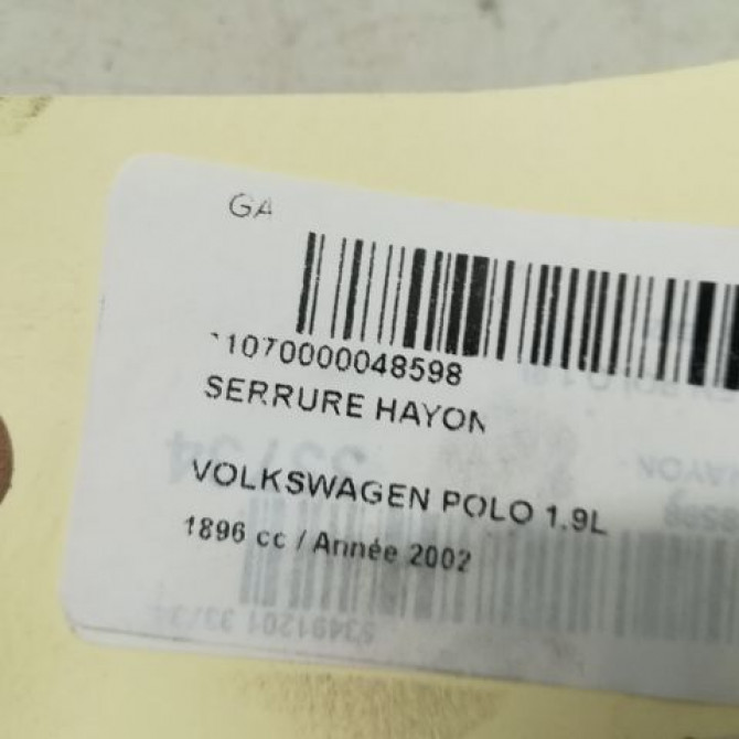 Serrure hayon occasion VOLKSWAGEN POLO IV Phase 1 01-2002->05-2005 1.9 SDI 6Q6827505E 4