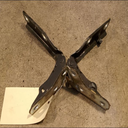 Compas d capot occasion VOLKSWAGEN POLO IV Phase 1 01-2002->05-2005 1.2 65ch 6Q0823302C