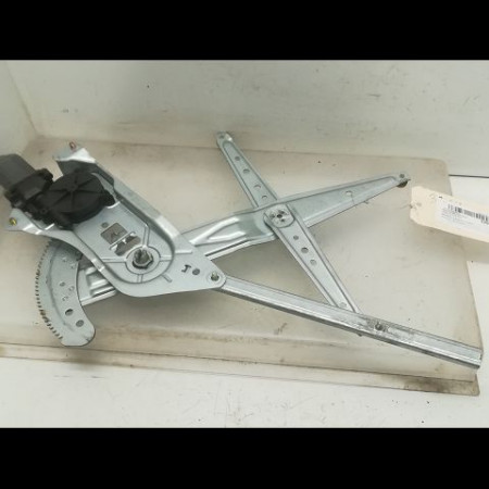 Mecanisme + moteur lève-glace avant droit occasion RENAULT KANGOO I Phase 1 09-1997->06-2003 1.5 DCI 70ch 8200188551