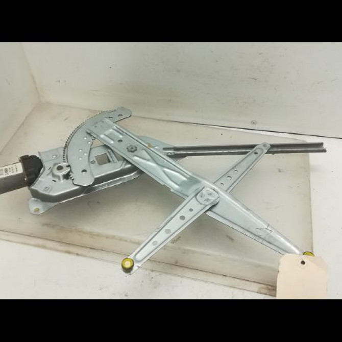 Mecanisme + moteur lève-glace avant droit occasion RENAULT KANGOO I Phase 1 09-1997->06-2003 1.5 DCI 70ch 8200188551 2