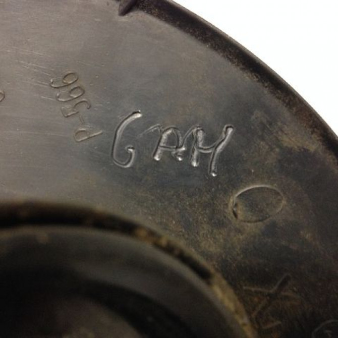 Volet de trappe carburant occasion RENAULT KANGOO I Phase 1 09-1997->06-2003 1.2i 16v 75ch 2