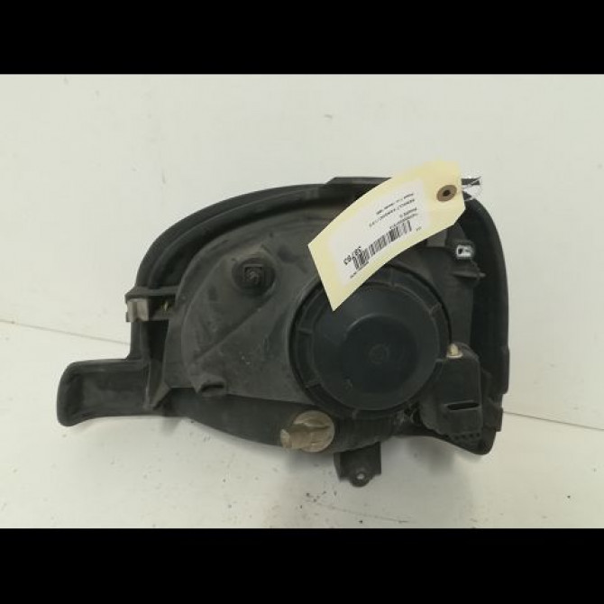 Phare droit occasion RENAULT KANGOO I Phase 1 09-1997->06-2003 1.9 D 65ch 260105328R 2