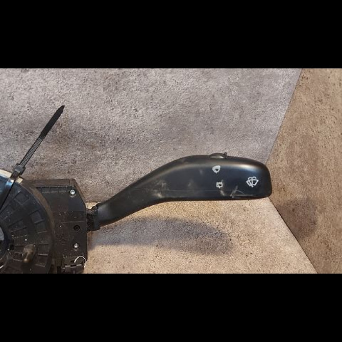 Bloc commodos occasion VOLKSWAGEN POLO IV Phase 2 05-2005->09-2009 1.4 TDI 70ch 6Q0953513F9B9 2