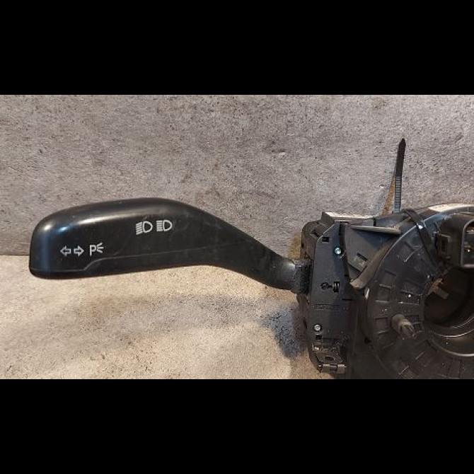 Bloc commodos occasion VOLKSWAGEN POLO IV Phase 2 05-2005->09-2009 1.4 TDI 70ch 6Q0953513F9B9 3