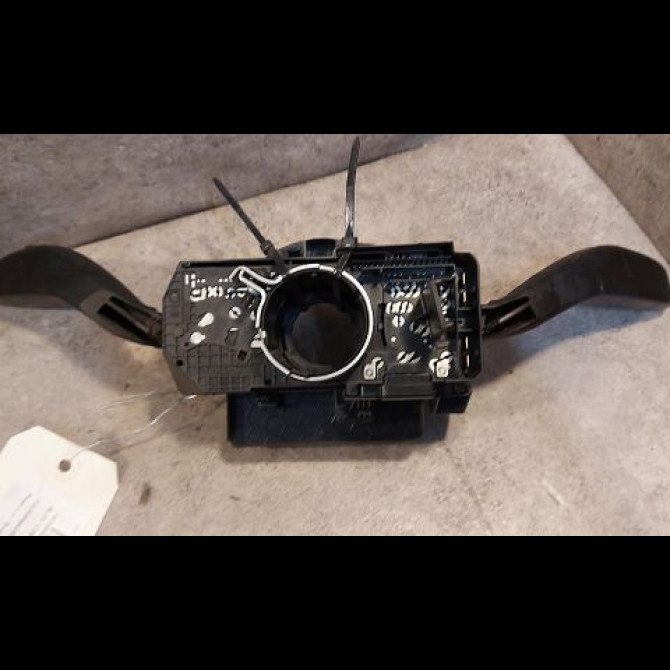 Bloc commodos occasion VOLKSWAGEN POLO IV Phase 2 05-2005->09-2009 1.4 TDI 70ch 6Q0953513F9B9 4