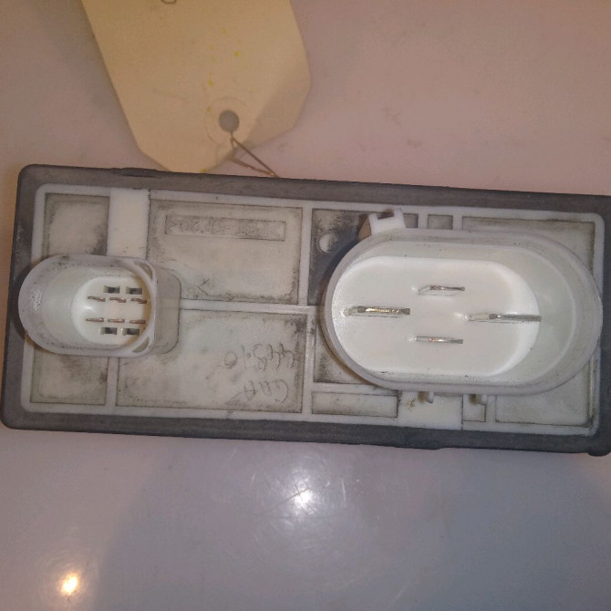 Boitier de préchauffage occasion VOLKSWAGEN POLO IV Phase 2 05-2005->09-2009 1.4 TDI 70ch 2