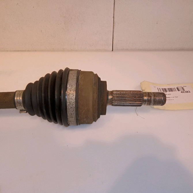 Transmission avant droite occasion DACIA SANDERO I Phase 1 06-2008->10-2012 1.2i 75ch 8201045819 2