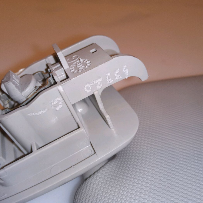 Pare-soleil gauche occasion RENAULT LAGUNA III Phase 2 11-2010->03-2013 2.0 DCI 16v 130ch 964010003R 3