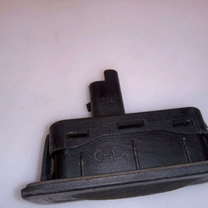 Actionneur serrure hayon occasion RENAULT LAGUNA III Phase 2 11-2010->03-2013 2.0 DCI 16v 130ch 4